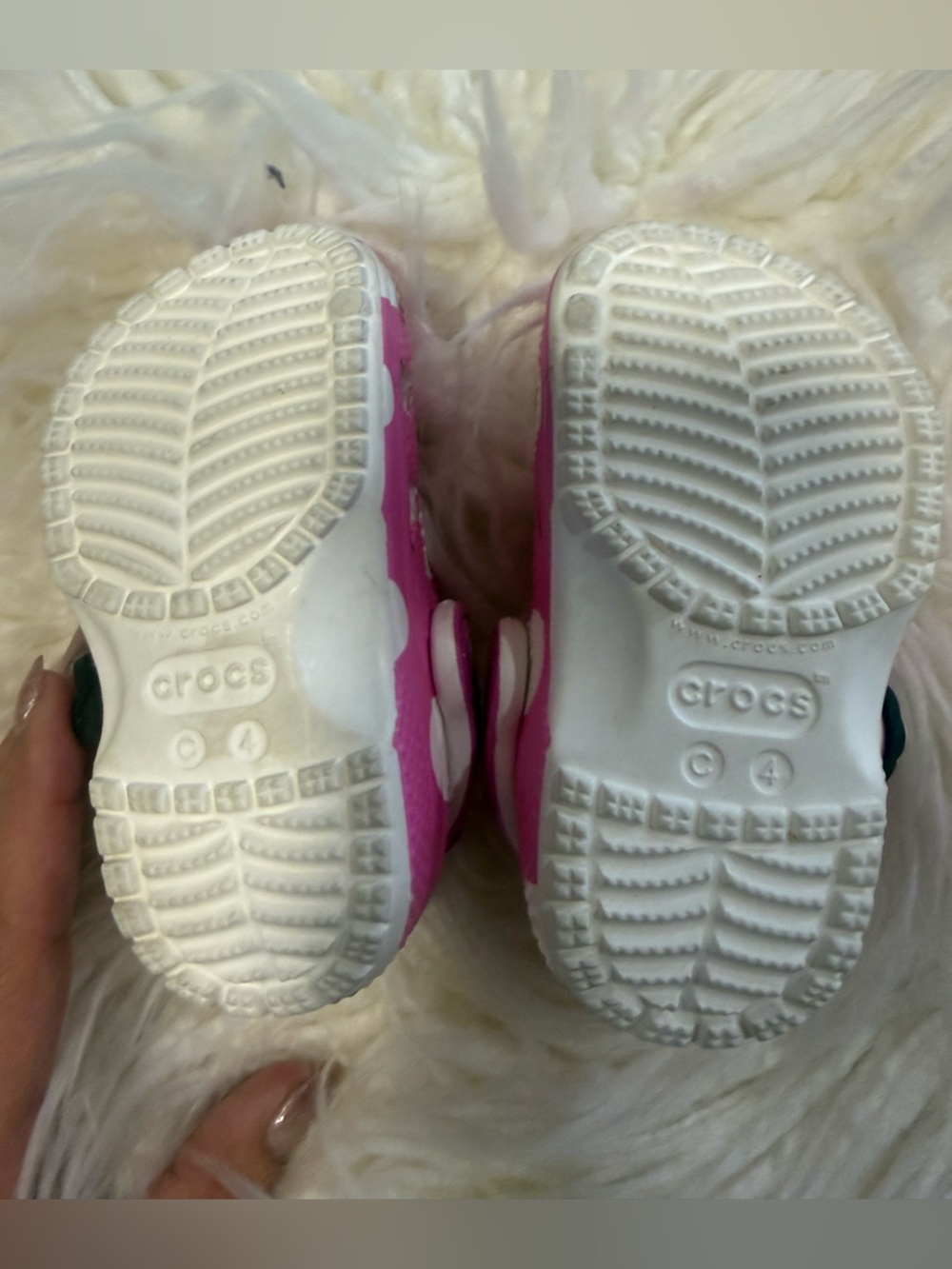 Minnie Mouse crocs - Picture 6 of 6